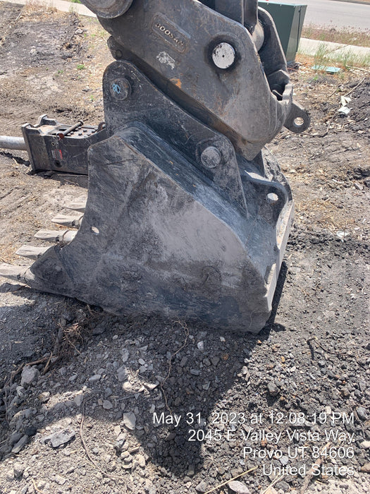 2020 DOOSAN 36" HD Bucket Doosan