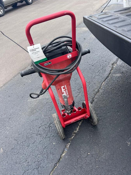 2023 HILTI TE 3000-AVR