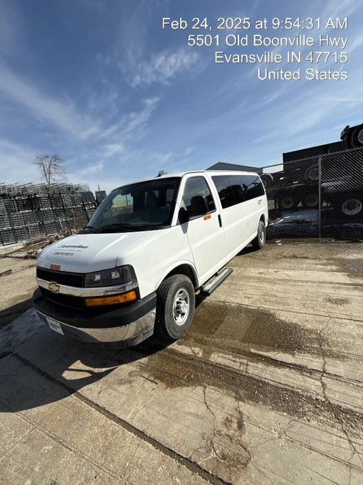 2024 CHEVROLET Express Van - Rental