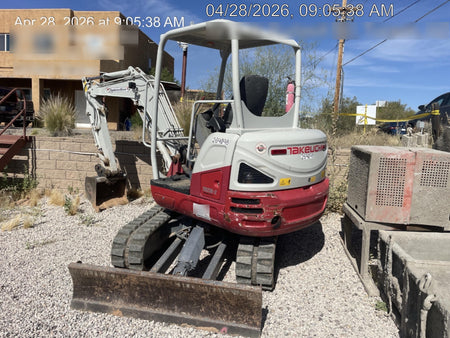 2022 TAKEUCHI TB235-2R