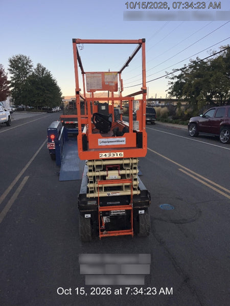 2022 JLG ES2632