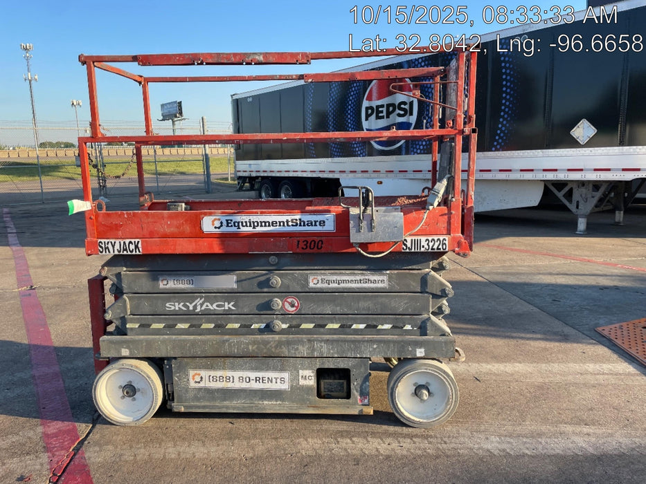 2016 Skyjack SJIII-3226 26' Scissor Lift