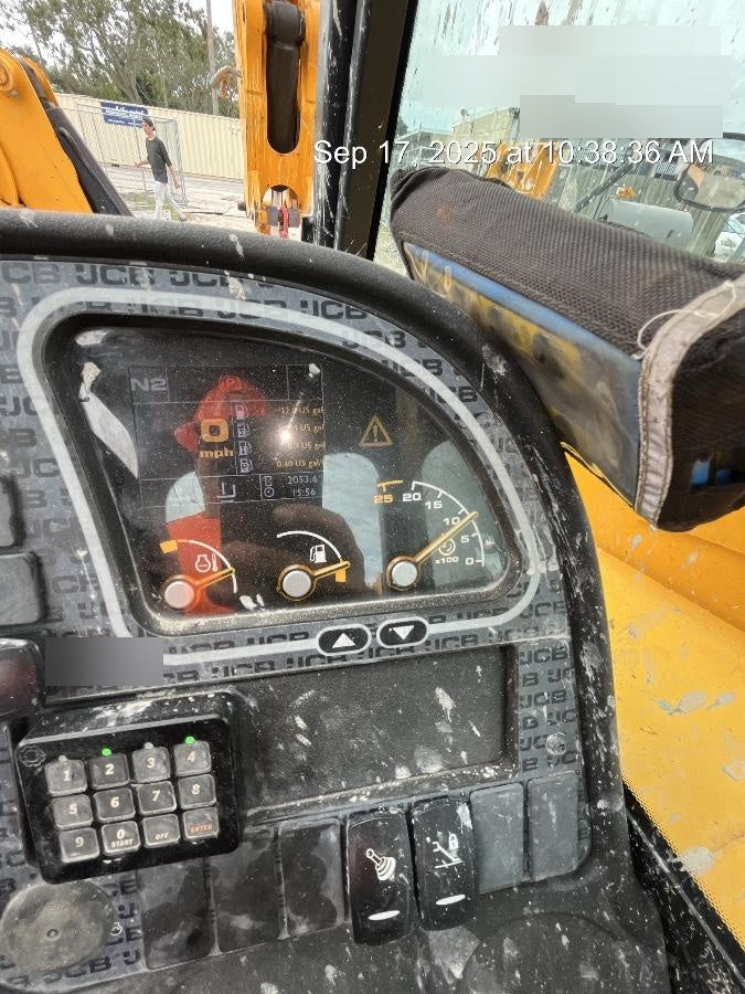 2022 JCB 510-56