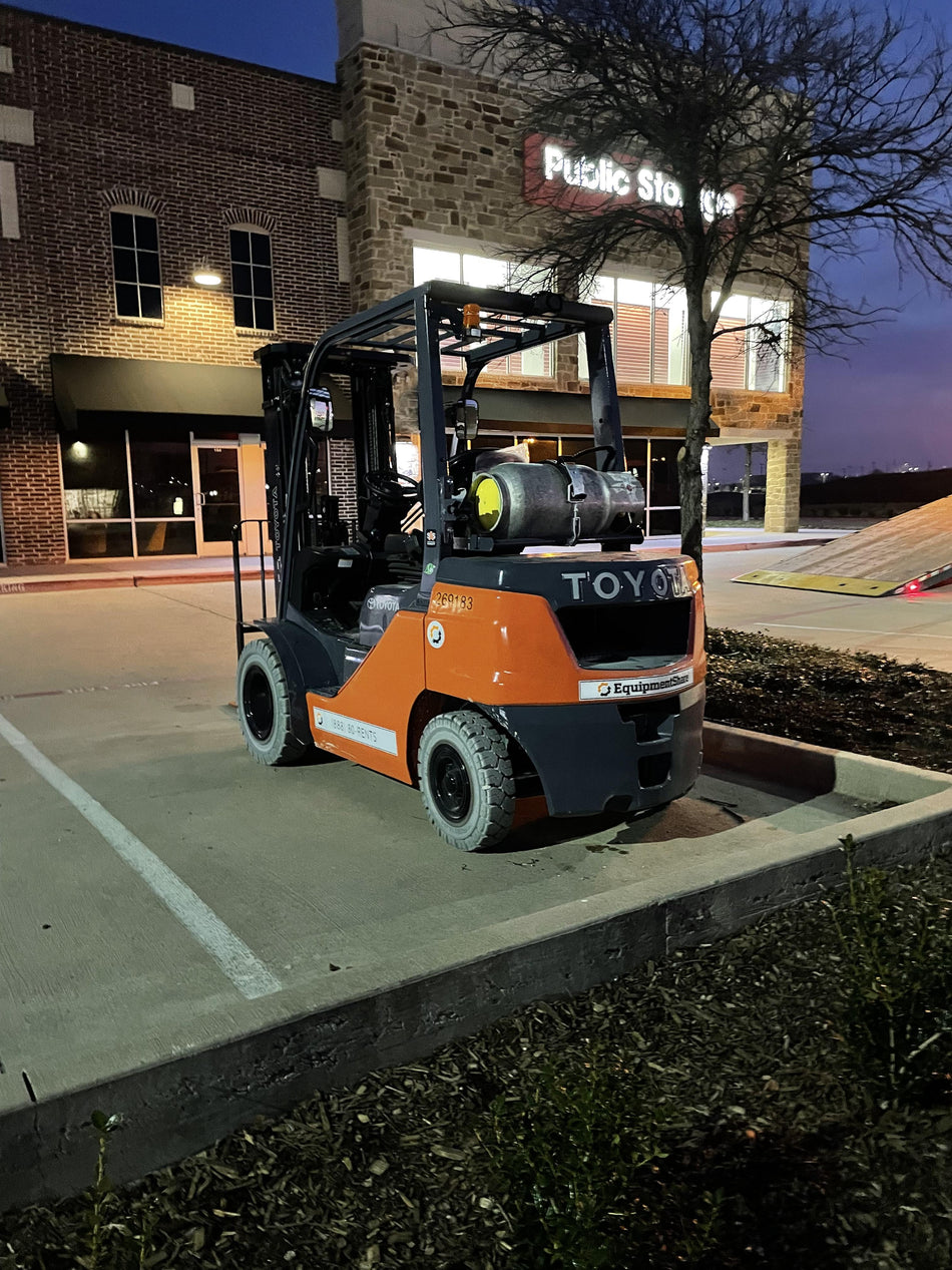 2022 TOYOTA 50-8FGU25