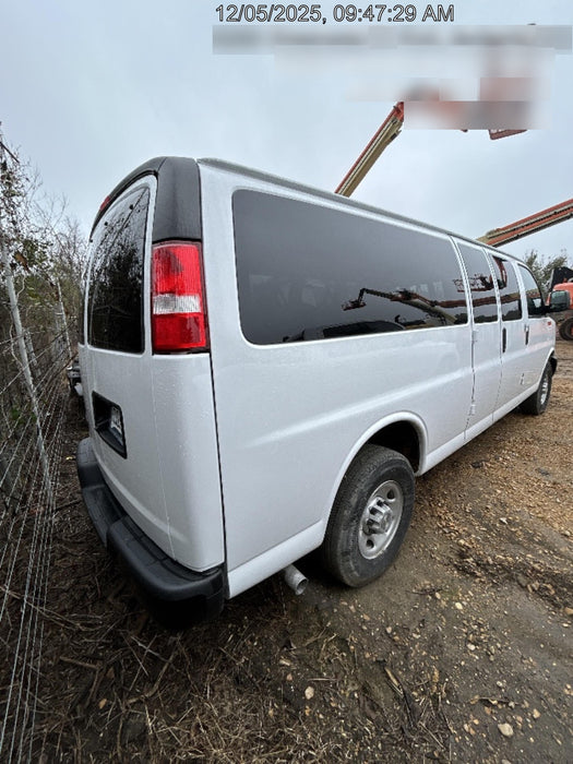 2023 CHEVROLET Express Van - Rental