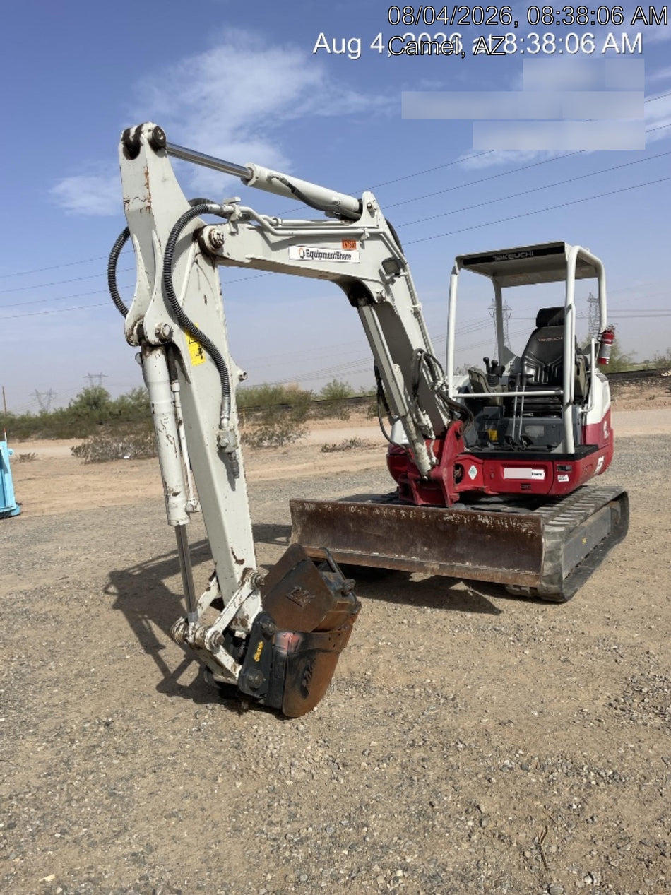 2021 TAKEUCHI TB250-2