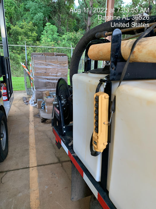 2021 VAC-TRON LP573XDT