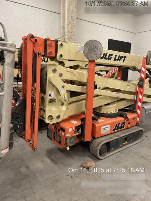 2019 JLG X600AJ
