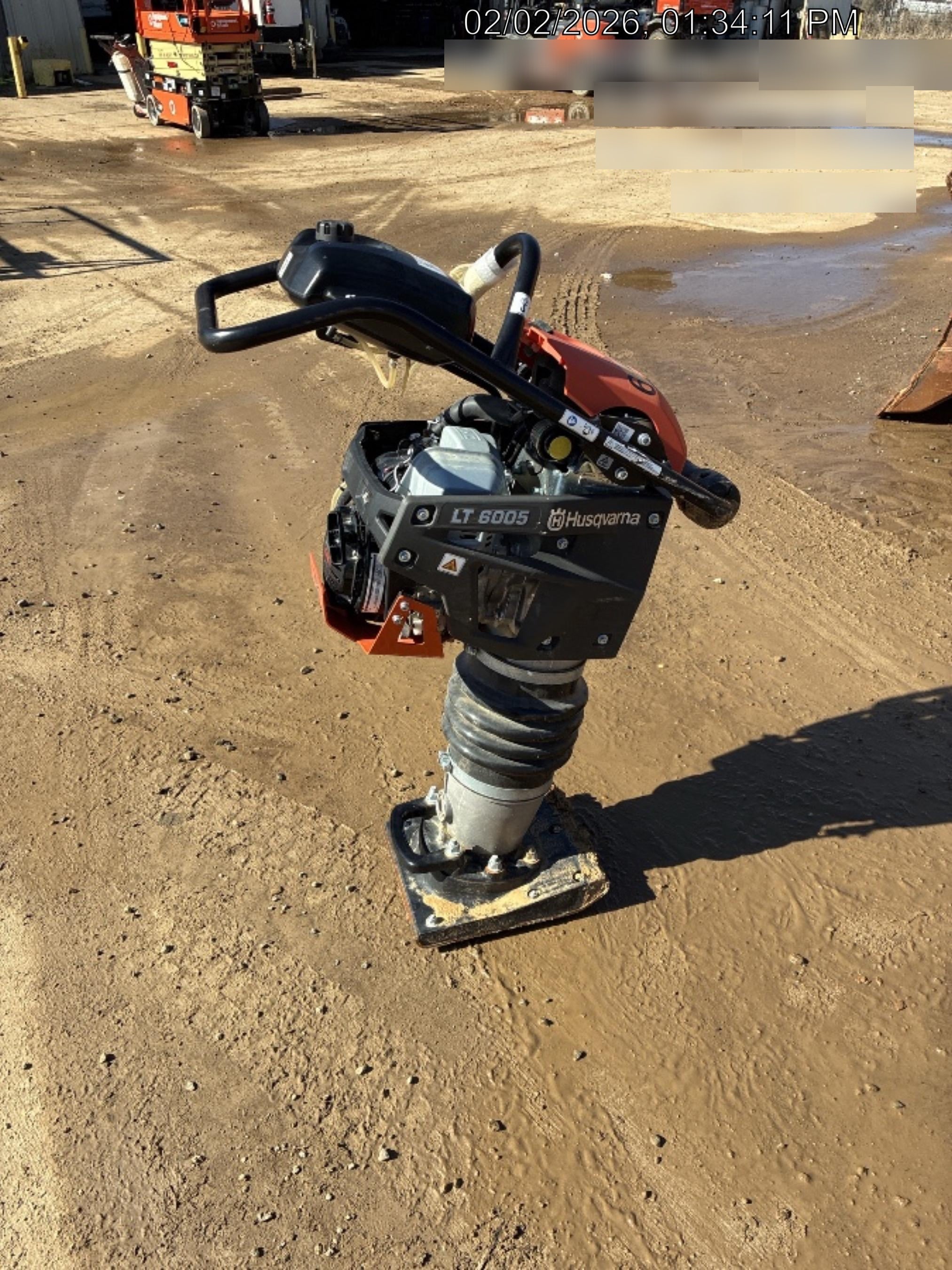2025 HUSQVARNA LT6005