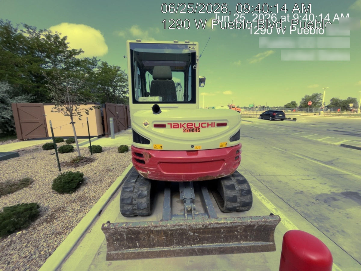 2022 TAKEUCHI TB250-2CR