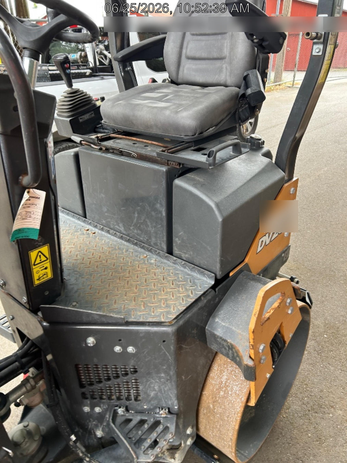 2020 CASE DV26CD