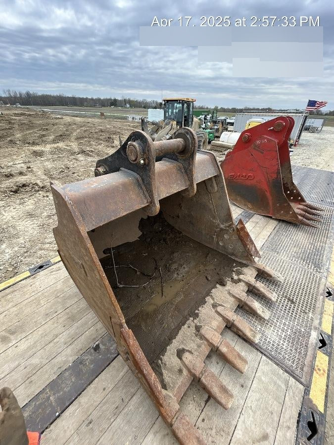 2021 PALADIN Paladin 60" Bucket 66k - 75k