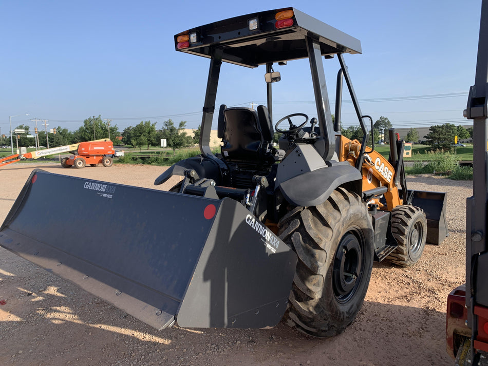 2022 CASE 570N EP