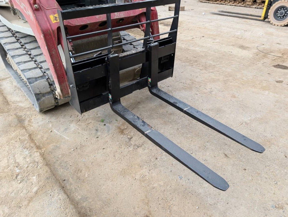 2025 ARROW MATERIAL HANDLING F5100CB