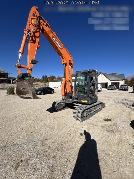 2020 Doosan DX85R-3 Cab/Heat/AC