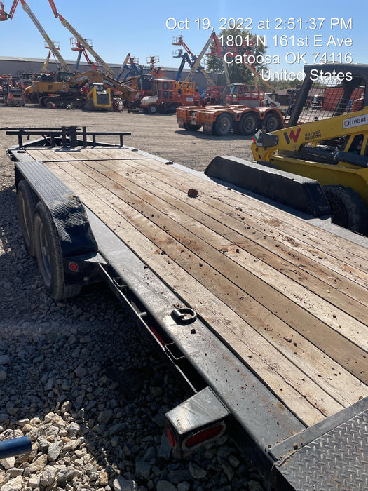 2019 LOADTRAIL Tilt-Deck Rental Trailer
