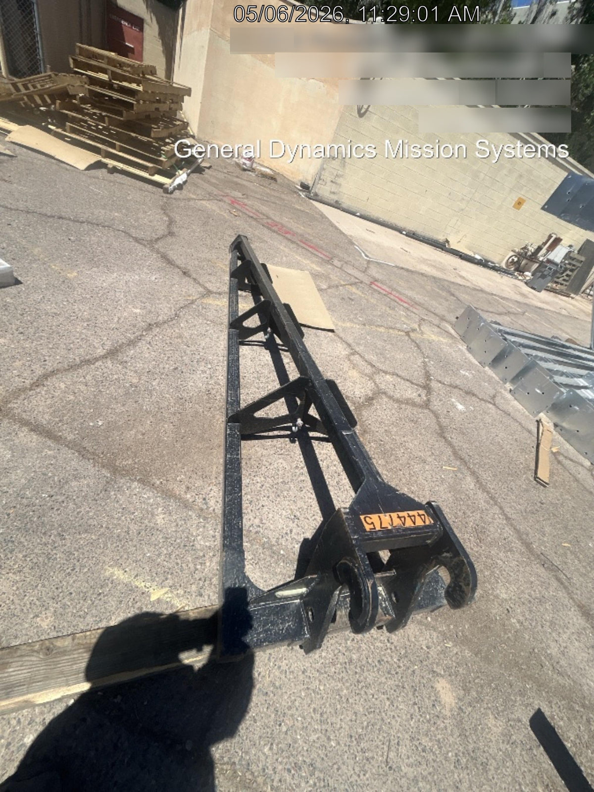 2024 JLG 1001275853