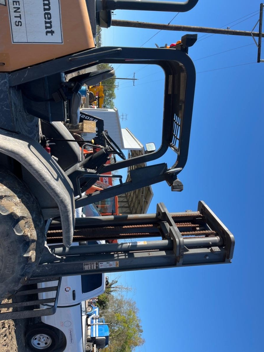 2018 CASE 588H