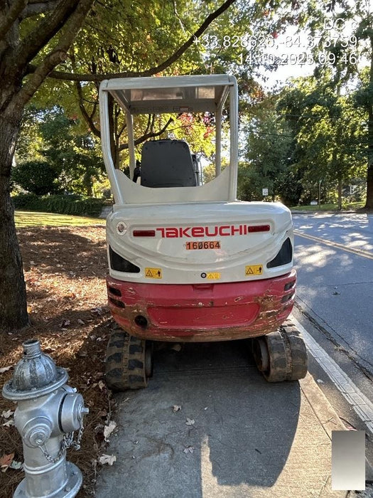 2021 TAKEUCHI TB235-2R