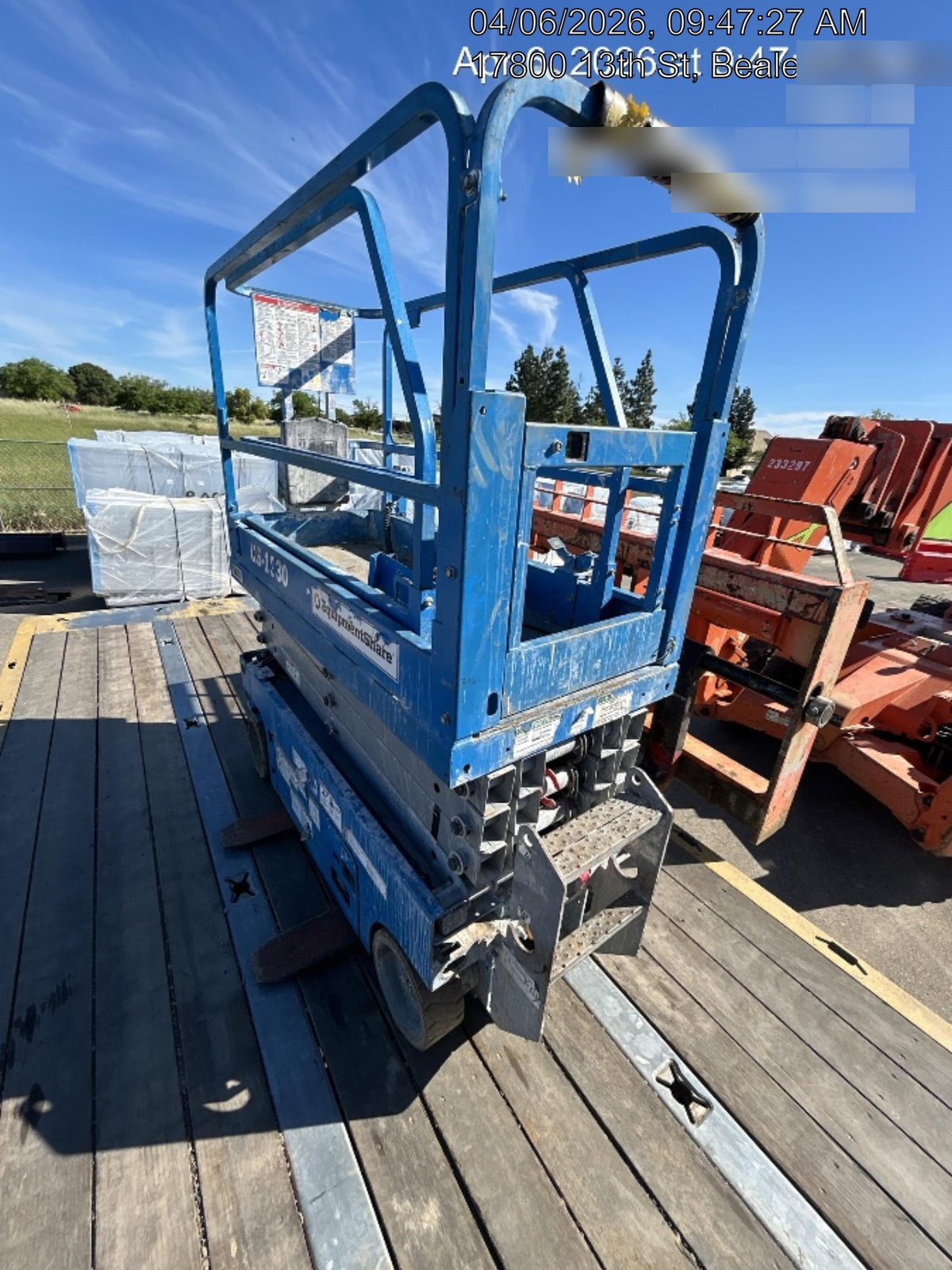 2019 Genie GS-1930 Half Height Swing Gate, 800W Inverter