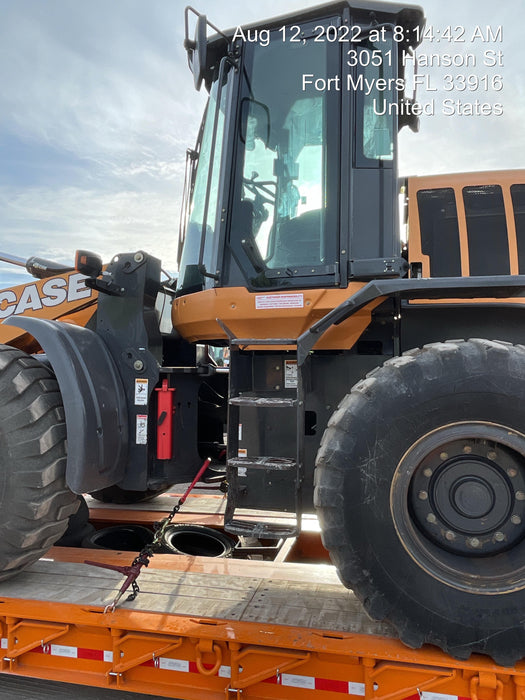 2018 Case 621G CLOSED CAB, JRB 416 STYLE HYD COUPLER