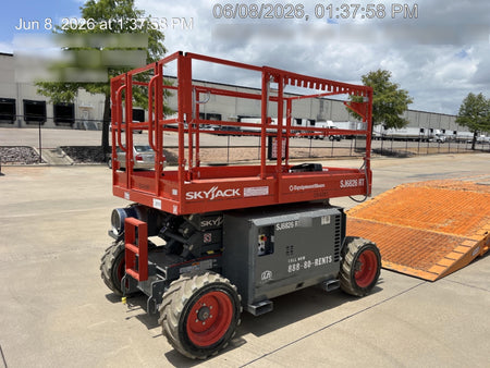 2025 SKYJACK SJ6826 RT