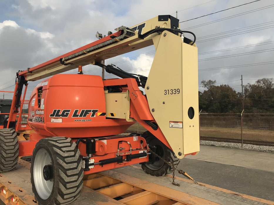 2019 JLG 600AJ
