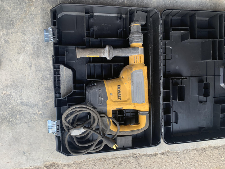 2021 DEWALT D25614K