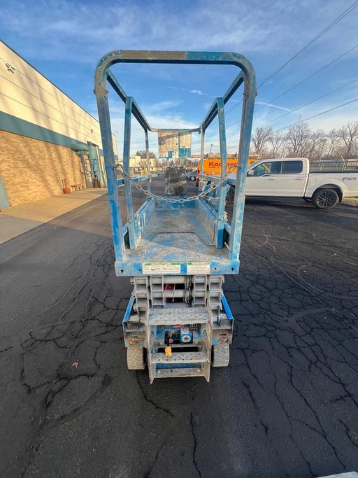 2019 Genie GS-1930 Fixed rails with chain Entry