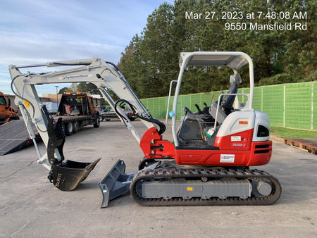 2023 TAKEUCHI TB250-2R