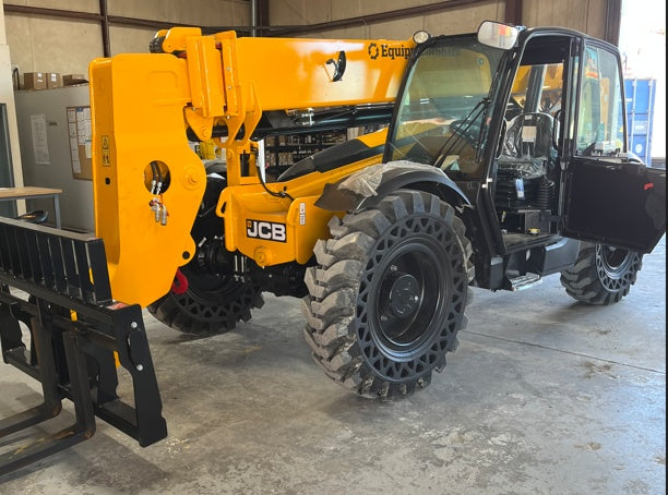 2023 JCB 509-42