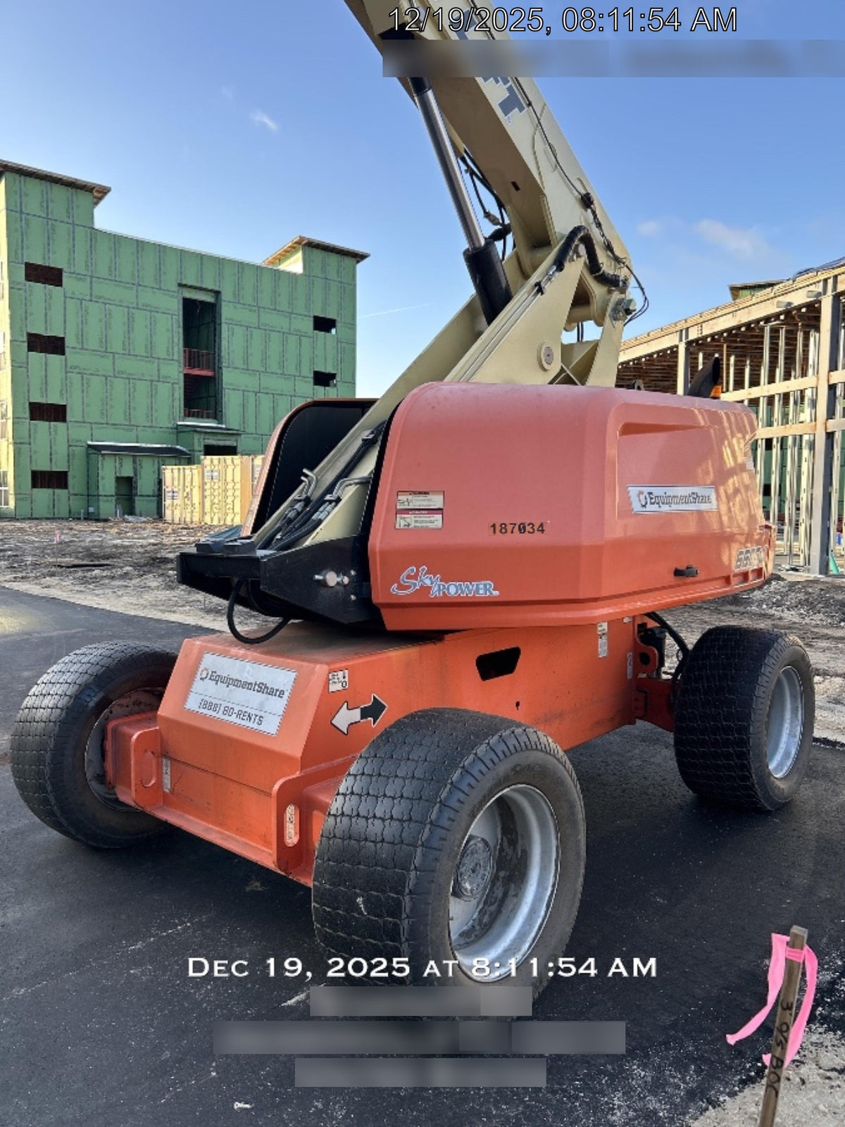 2021 JLG 660SJ