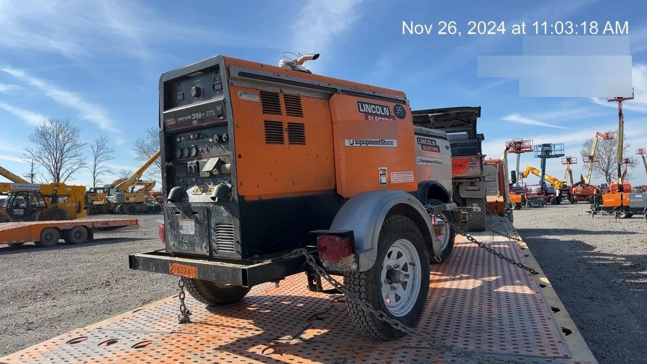 2021 Lincoln Electric Vantage 322 Vantage 322 Ready Pak 3 w/ Decals, ORANGE (includes trailer, cable rack, fender light kit) NO Telematics