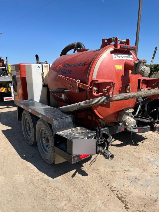2020 Ditch Witch HX30 500G Spoils Tank, 80G Water Tank, 48" Lance, #3 Nozzel, VT9H 500 GAL HYD TRAILER
