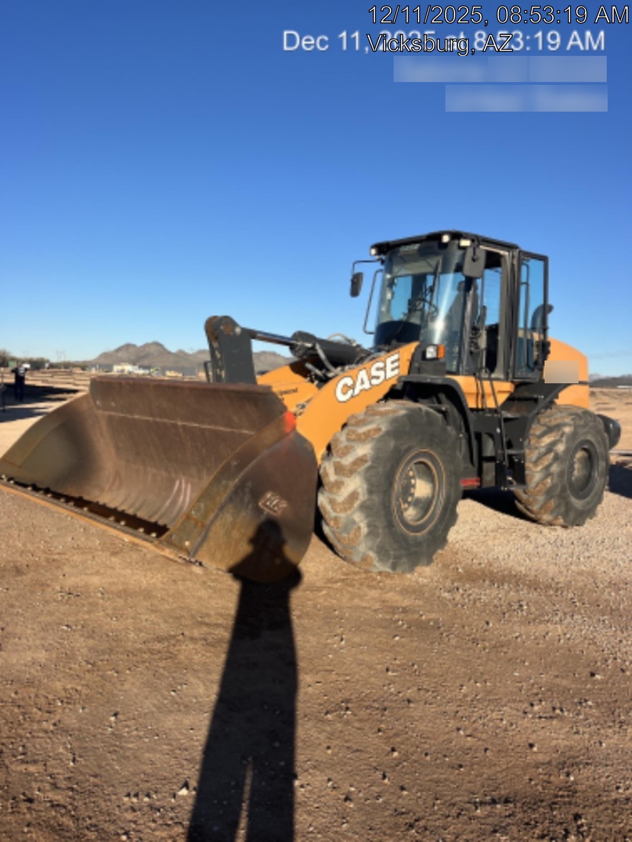 2023 CASE 821G