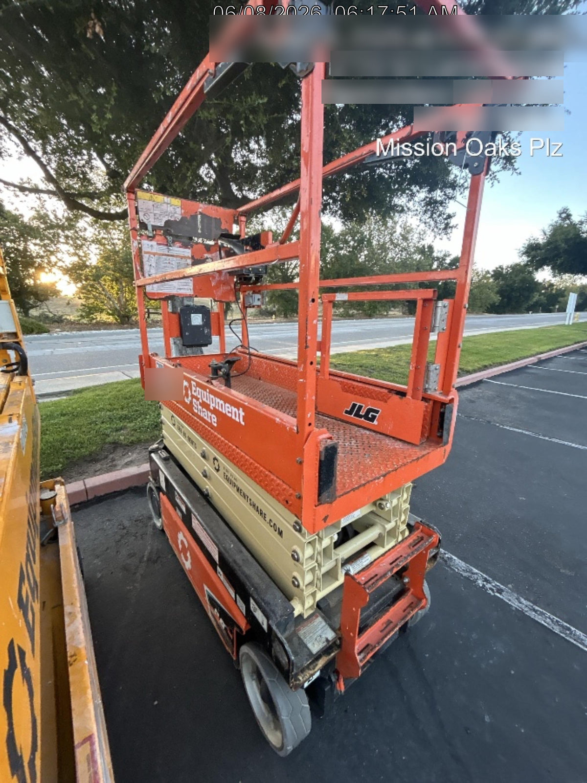 2022 JLG ES1932