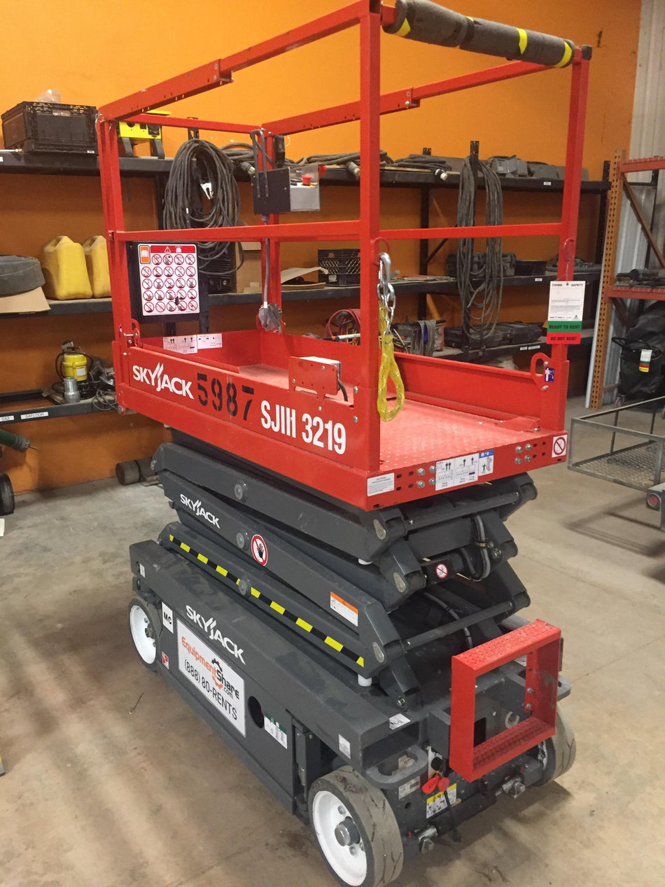 2017 Skyjack SJIII-3219 Skyjack SJ3219, Trojan Battery Set, Extended Warranty 5yr/5k hr