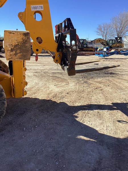 2021 JCB 510-56