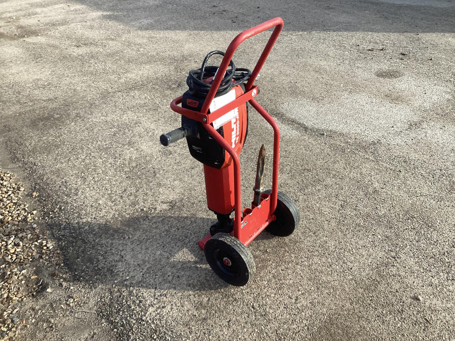 2021 HILTI TE 3000-AVR