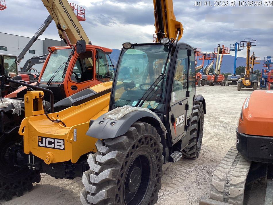 2023 JCB 509-42