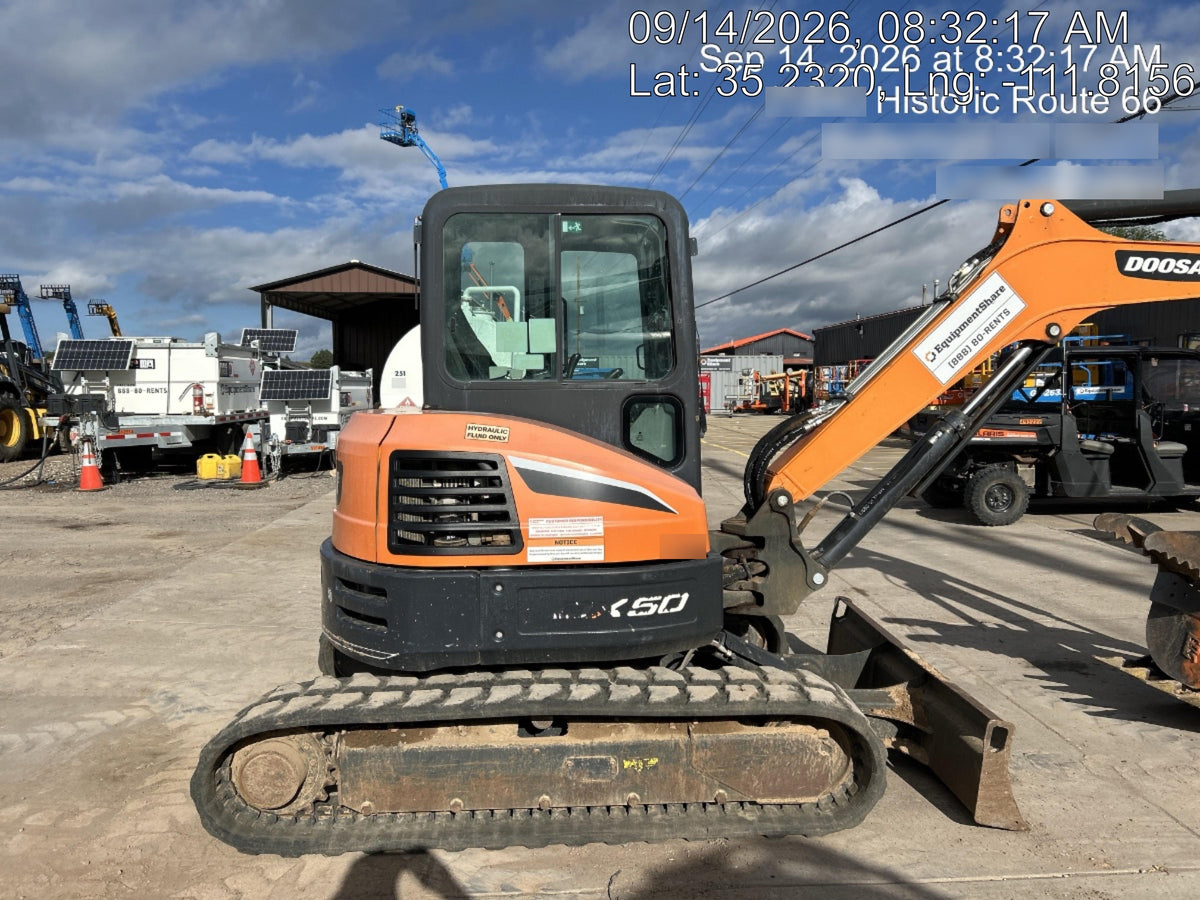 2019 DOOSAN DX50-5