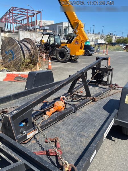 2024 JLG 1001099351