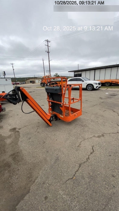 2019 JLG E400AJPN