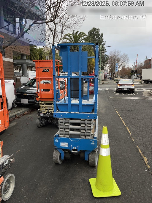 2020 Genie GS-1930 Solid Non Marking Tires, Beacon, Folding rails with half height swing gate, 800W Inverter