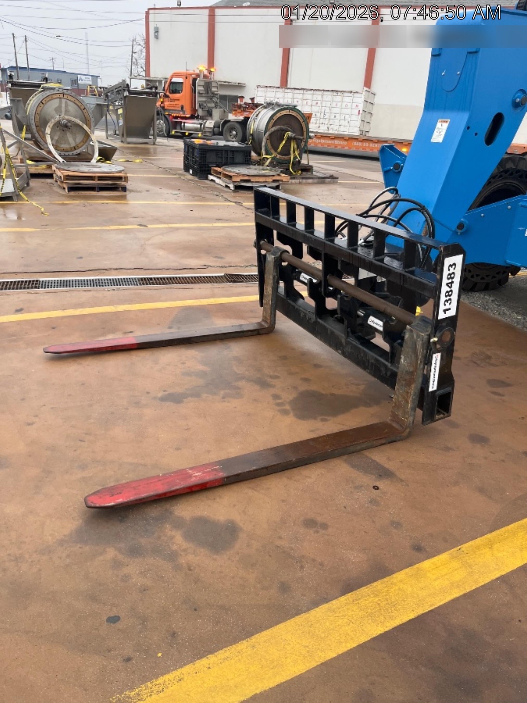 2021 GENIE 72" Swing Carriage - Genie