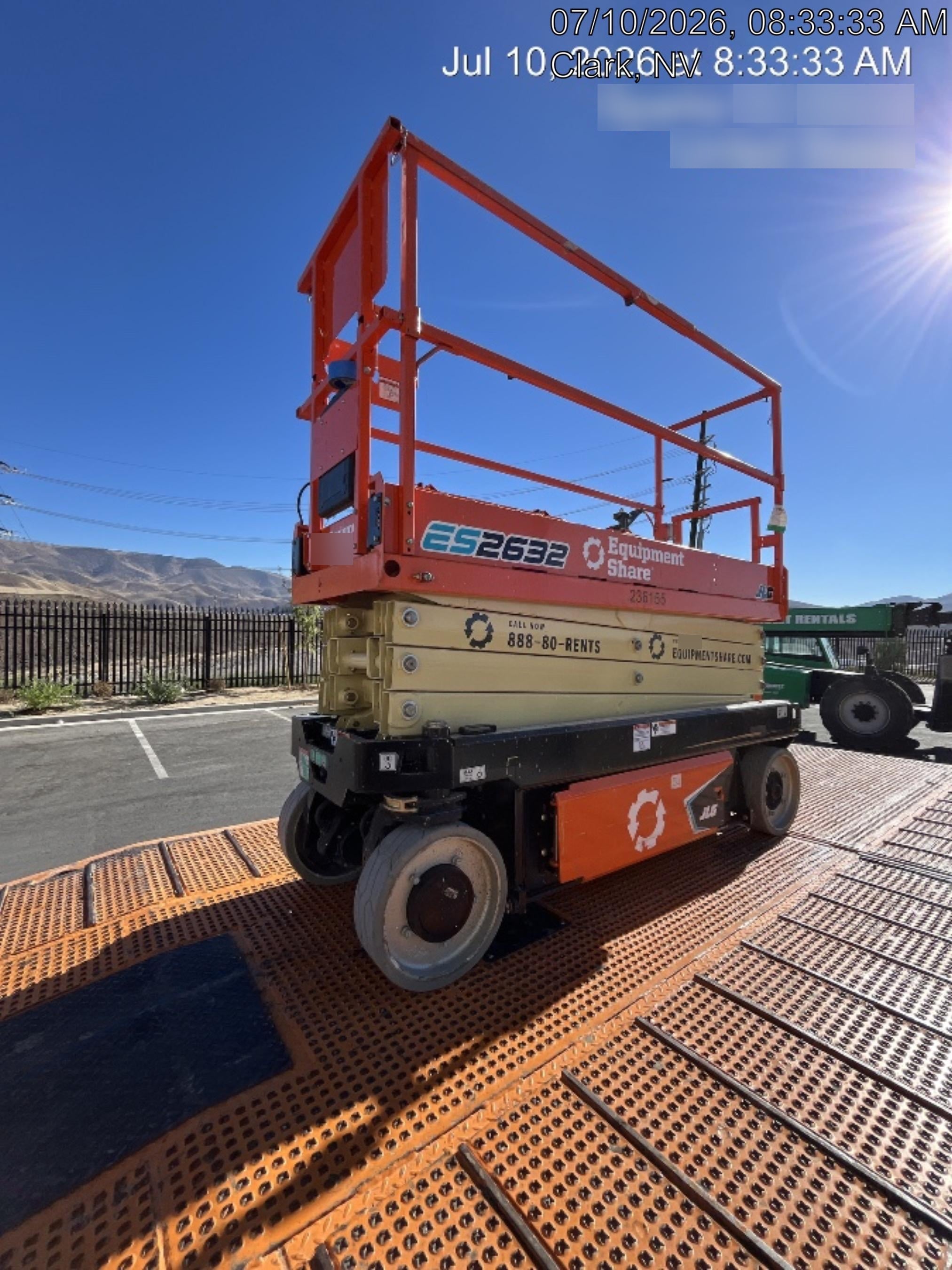 2022 JLG ES2632