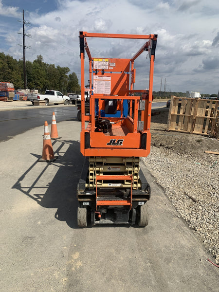 2021 JLG ES1932