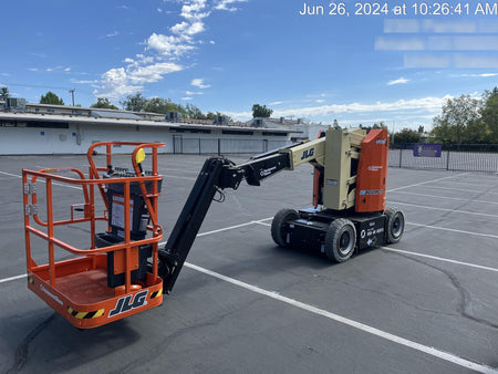 2024 JLG E300AJP
