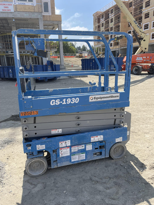 2020 Genie GS-1930 Fixed rails with chain entry gate - Pre A92.20, 800W Inverter