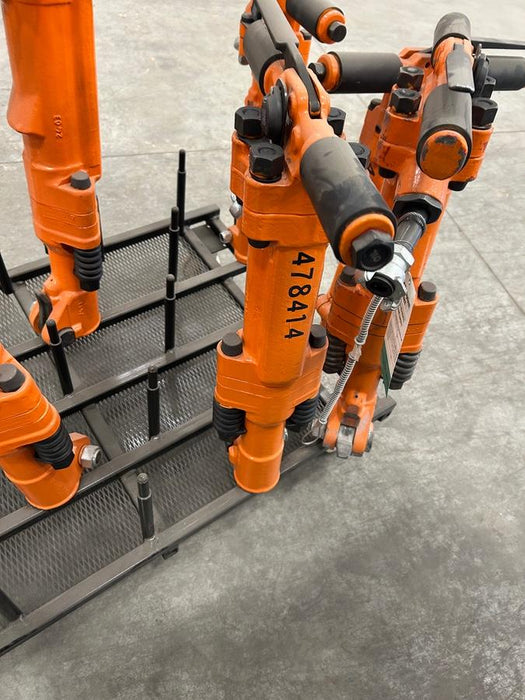 2024 MICHIGAN PNEUMATIC ES-TPB60-118-TRACKER